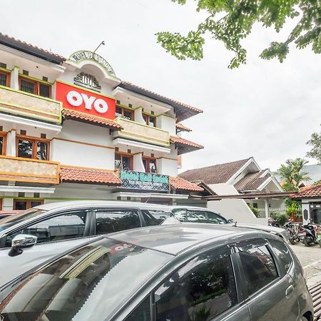 Oyo 1945 Hotel Bali Indah Μπαντούνγκ Εξωτερικό φωτογραφία
