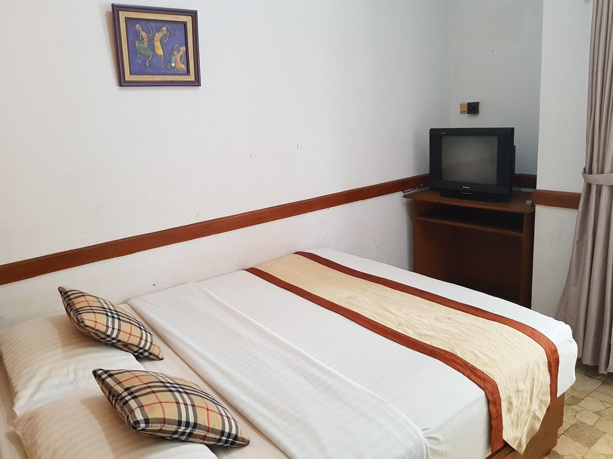 Oyo 1945 Hotel Bali Indah Μπαντούνγκ Εξωτερικό φωτογραφία