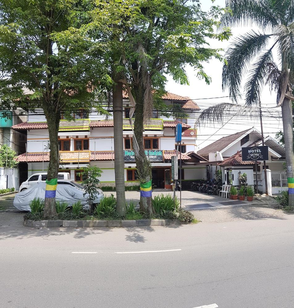 Oyo 1945 Hotel Bali Indah Μπαντούνγκ Εξωτερικό φωτογραφία
