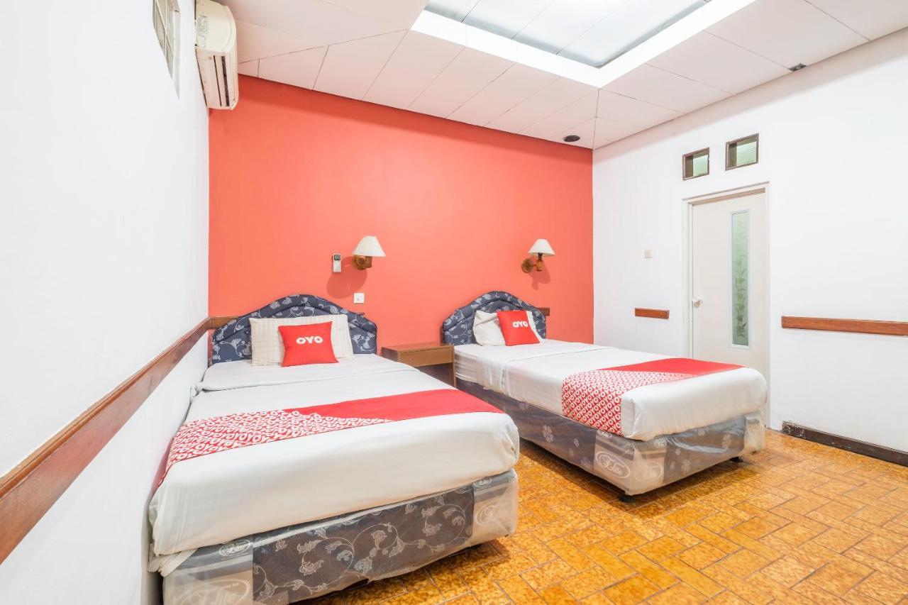 Oyo 1945 Hotel Bali Indah Μπαντούνγκ Εξωτερικό φωτογραφία