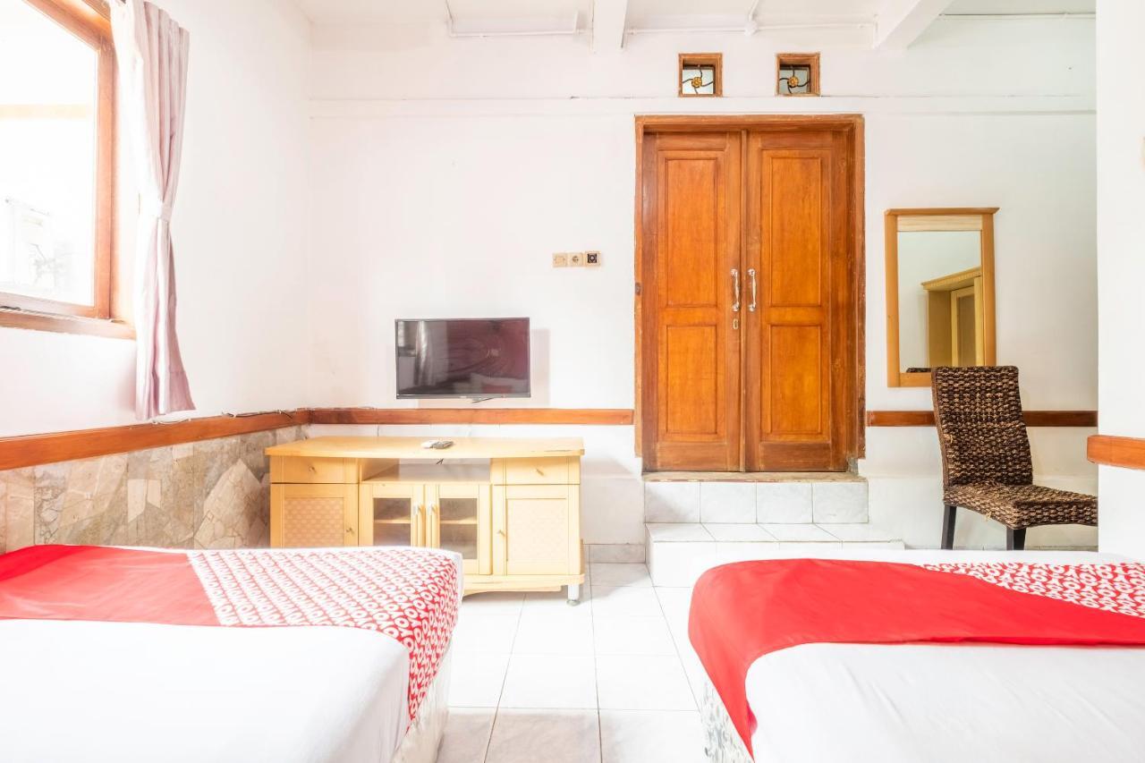 Oyo 1945 Hotel Bali Indah Μπαντούνγκ Εξωτερικό φωτογραφία