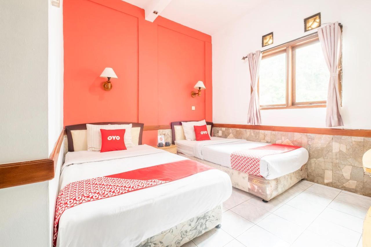 Oyo 1945 Hotel Bali Indah Μπαντούνγκ Εξωτερικό φωτογραφία
